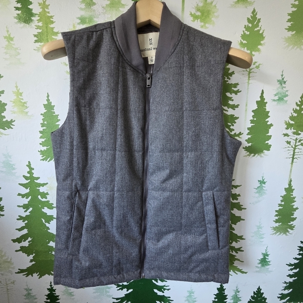Mutual Weave Gray Quilted Vest with High Collar